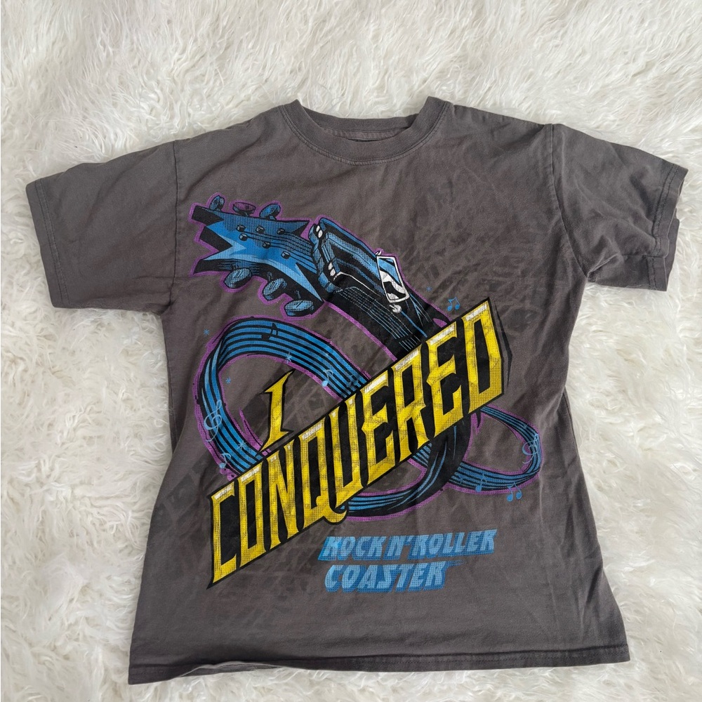 Boys Disneyworld Rock N’ Roller Coaster T-Shirt size medium
